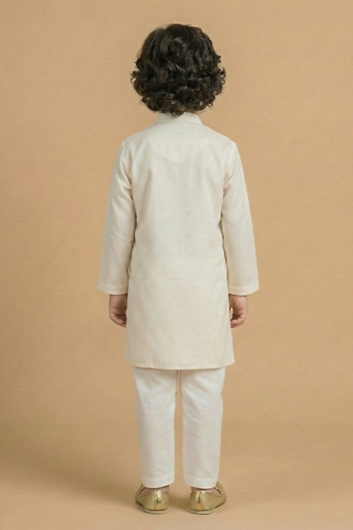 Off White Chanderi Embroidered Kurta Set For Boys by BYB PREMIUM at Pernia's Pop Up Shop