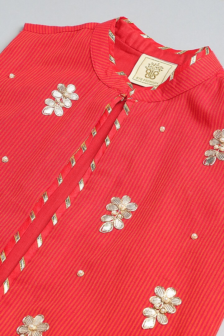 Red Cotton Gota Embroidered Bundi Jacket Set For Boys by BYB PREMIUM at Pernia's Pop Up Shop