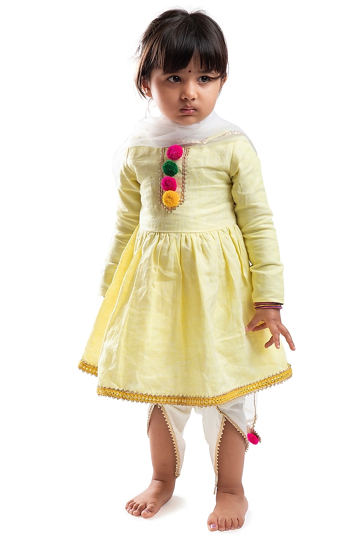 Lime Green Linen Kurta Set For Girls by BYB PREMIUM