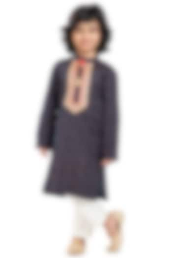 Navy Blue Linen Embellished Kurta Set For Boys by BYB PREMIUM