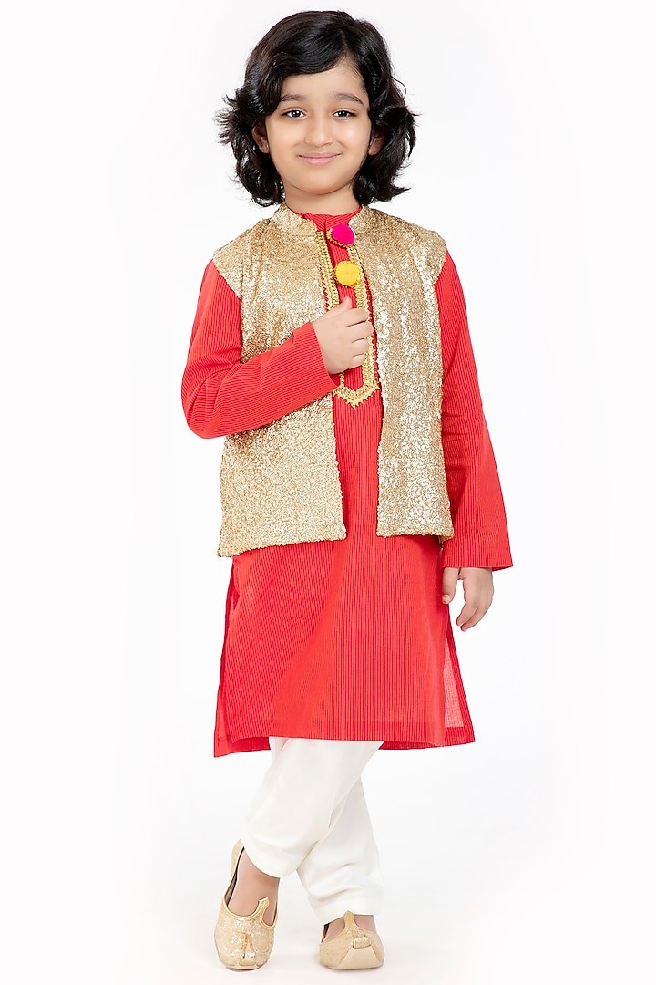 Red Kurta Set With Waistcoat For Boys by BYB PREMIUM