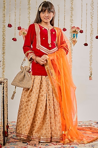 Golden Chanderi Silk Lehenga Set For Girls by BYB PREMIUM