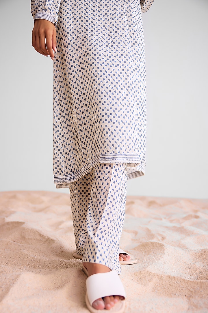 Off-White Modal Printed Kurta Set by Cotton and Clay at Pernia's Pop Up Shop