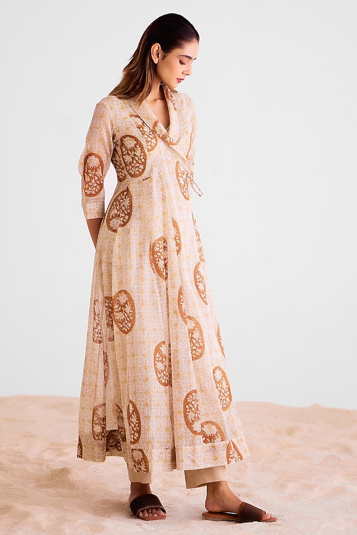 Natural Brown Kota Doria Cotton Hand Block Printed Angrakha Kurta Set by Cotton and Clay at Pernia's Pop Up Shop