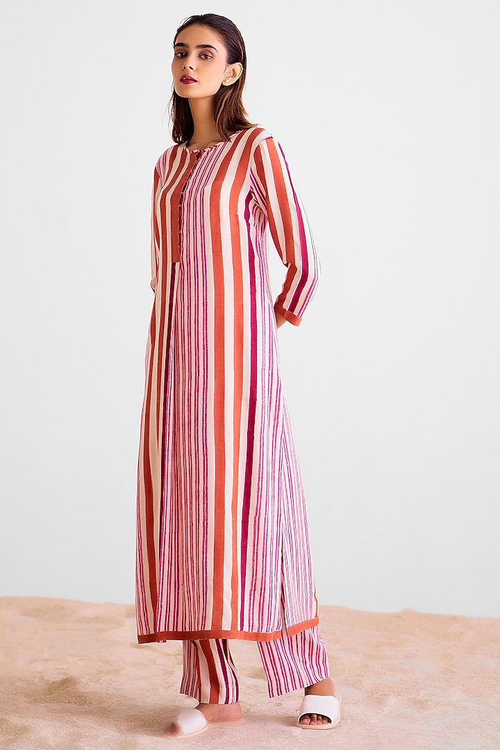 Off-White & Coral Cotton Silk Hand Block Printed Kurta Set by Cotton and Clay at Pernia's Pop Up Shop