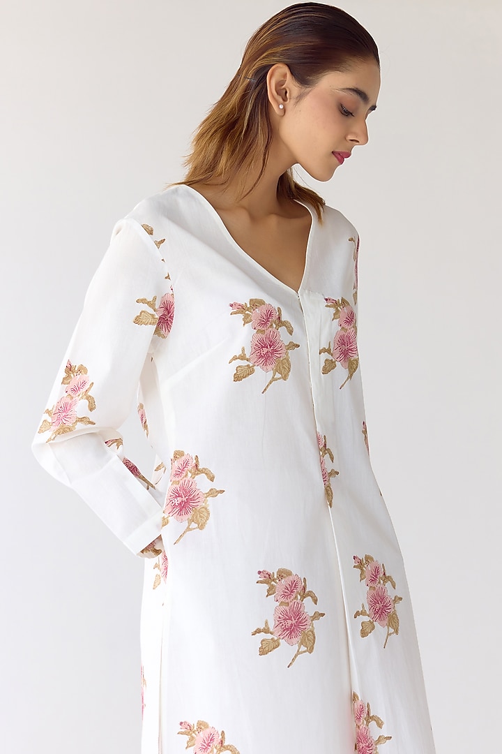 White Cotton Hand Block Printed Kurta Set by Cotton and Clay at Pernia's Pop Up Shop