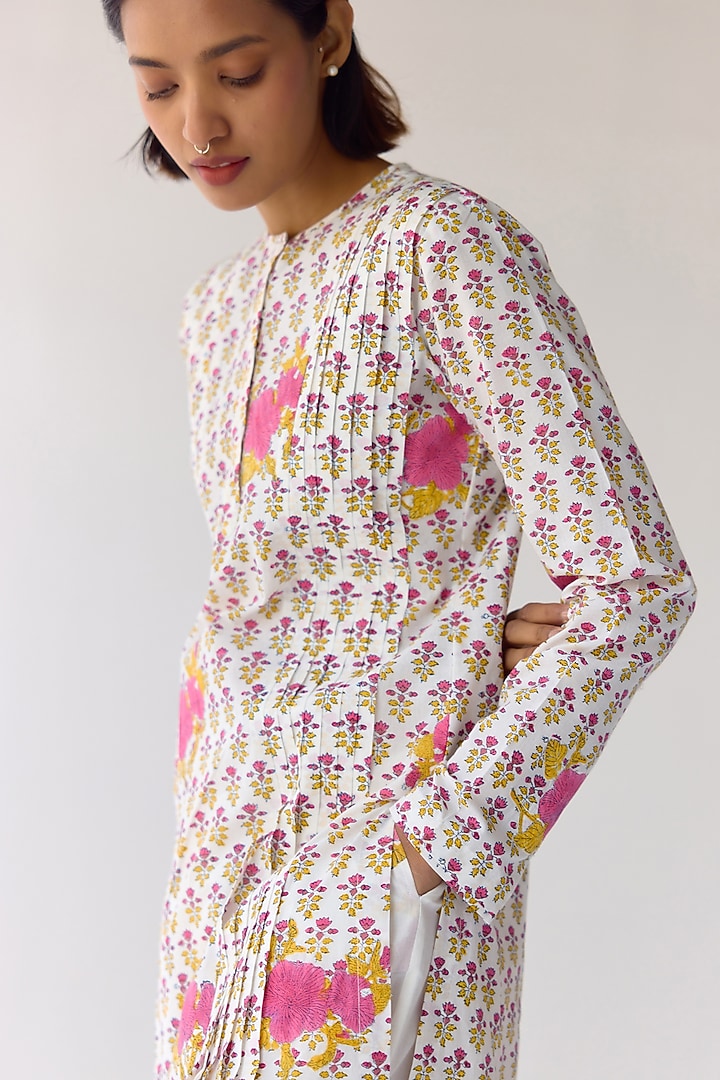 White Cotton Hand Block Printed Kurta Set by Cotton and Clay at Pernia's Pop Up Shop
