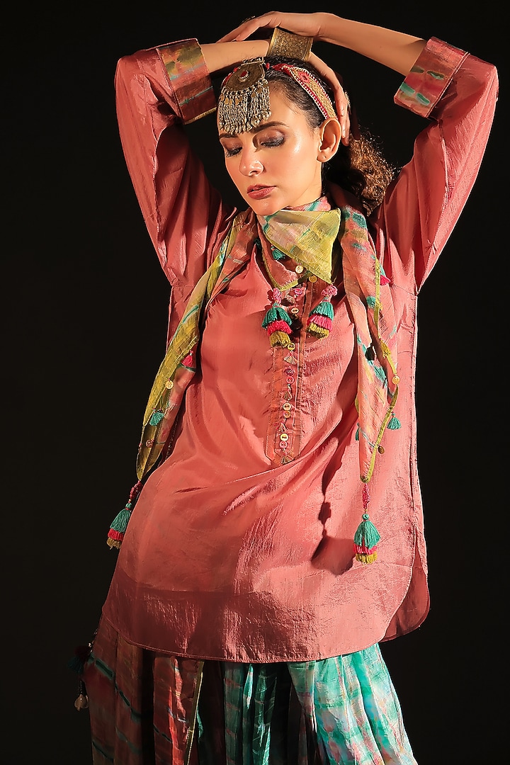 Lavender Habutai Silk Tie-Dye Pleated Dhoti Set by Capisvirleo at Pernia's Pop Up Shop