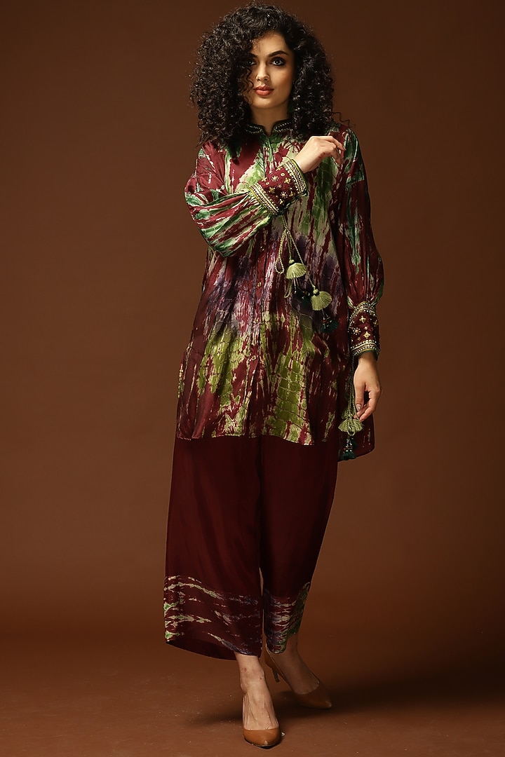 Burgundy & Leaf Green Tie-Dyed Tunic Set by Capisvirleo at Pernia's Pop Up Shop