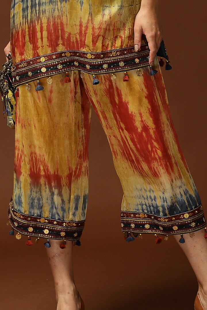 Black Tie-Dyed Short Tunic Set by Capisvirleo at Pernia's Pop Up Shop