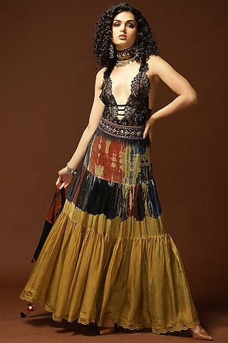 Black & Ochre Ombre Habutai Silk Tie-Dye Printed Gathered Skirt by Capisvirleo