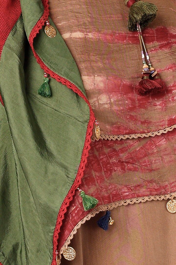 Olive Green Habutai Silk & Jute Stole by Capisvirleo at Pernia's Pop Up Shop