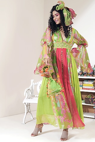 Green & Pink Printed Dress by Capisvirleo
