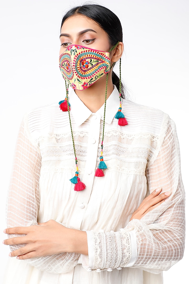 Yellow Paisley & Floral Printed Face Mask by Capisvirleo