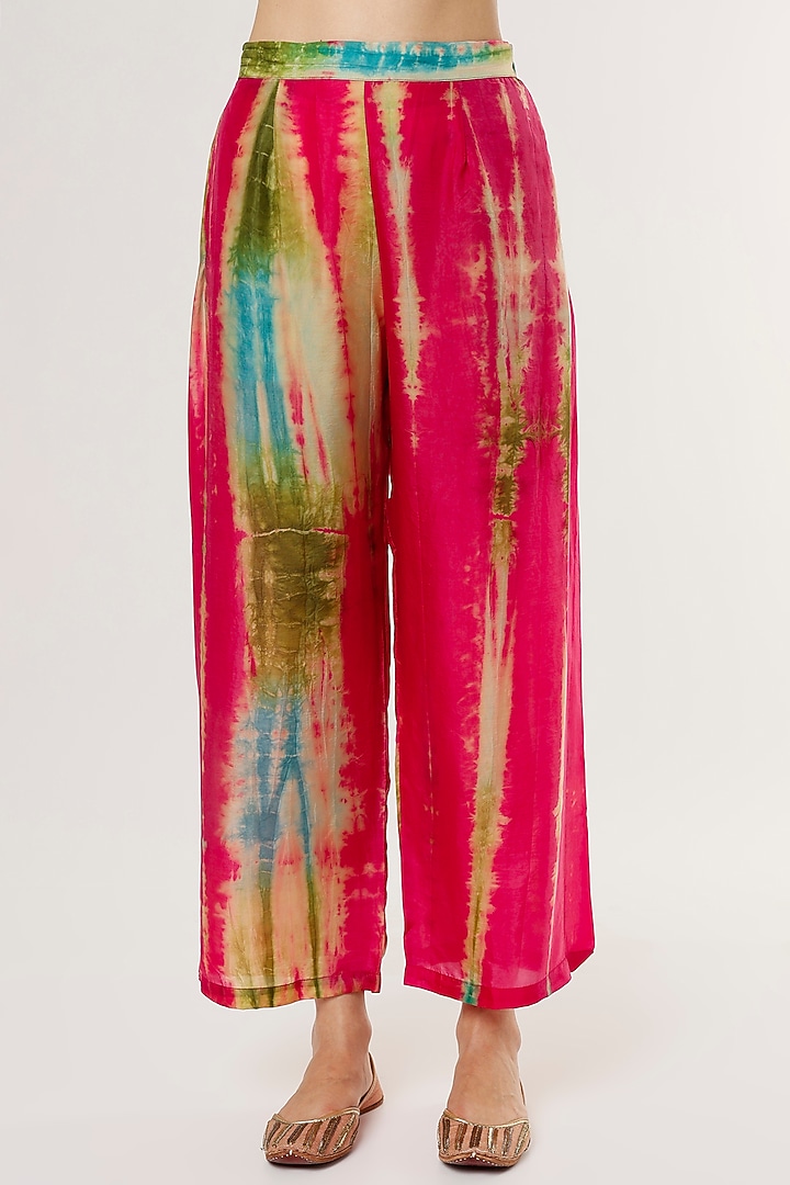 Fuchsia Printed Pant Set by Capisvirleo at Pernia's Pop Up Shop