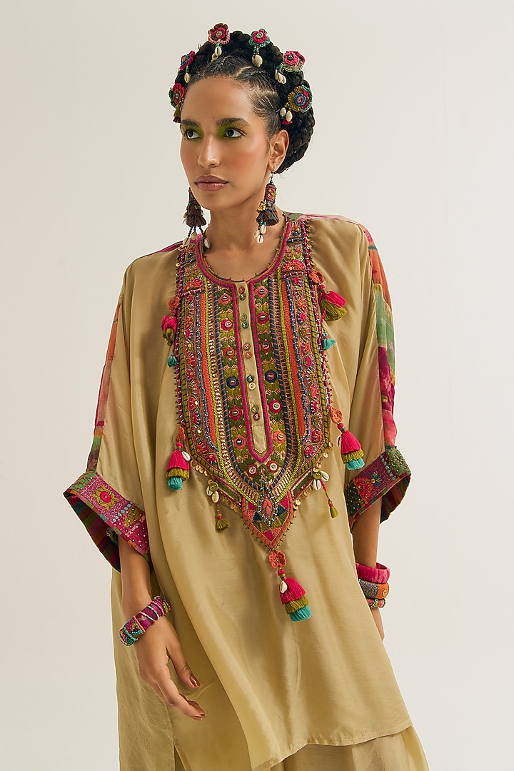 Ecru Habutai Silk Hand Embroidered Kaftan Set by Capisvirleo at Pernia's Pop Up Shop