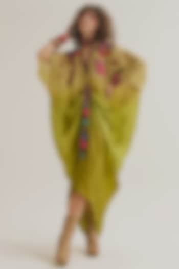 Ecru & Lavender Habutai Silk Embroidered Ombre Kaftan by Capisvirleo at Pernia's Pop Up Shop