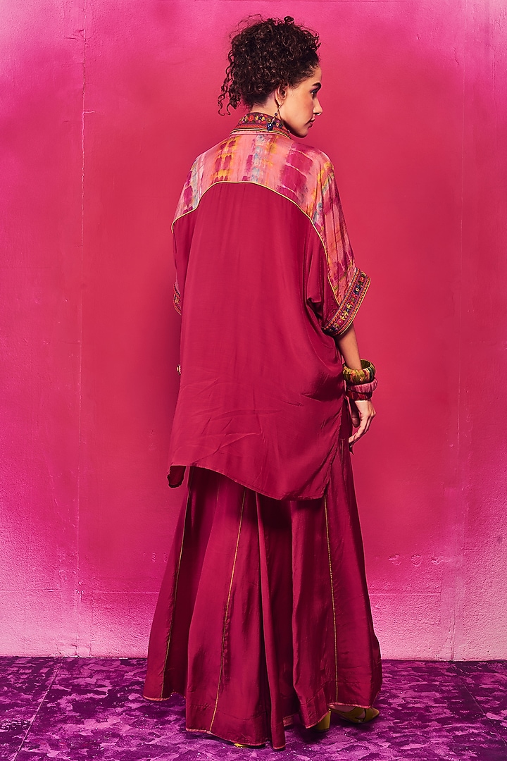 Fuchsia Silk Aari Embroidered Co-Ord Set by Capisvirleo at Pernia's Pop Up Shop