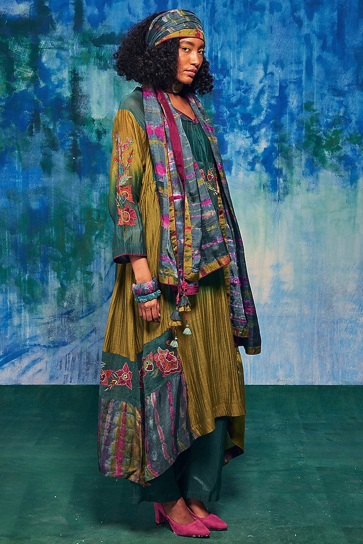 Teal & Olive Chanderi Applique Embroidered Kurta Set by Capisvirleo at Pernia's Pop Up Shop