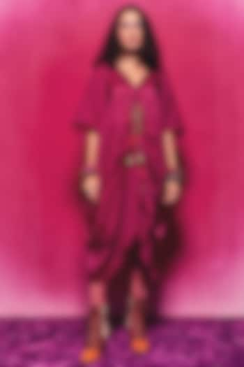 Fuchsia Silk Kaftan Set by Capisvirleo at Pernia's Pop Up Shop