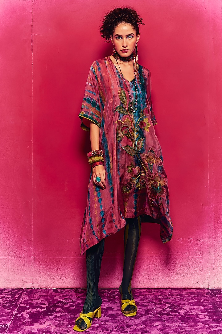 Peach Silk Applique Embroidered Tie-Dyed Kaftan by Capisvirleo at Pernia's Pop Up Shop