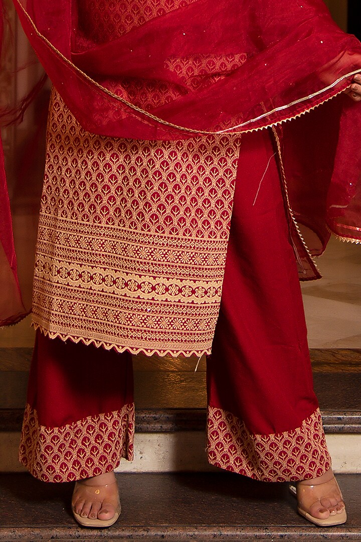Red Rayon Chikankari Kurta Set by Calmna at Pernia's Pop Up Shop