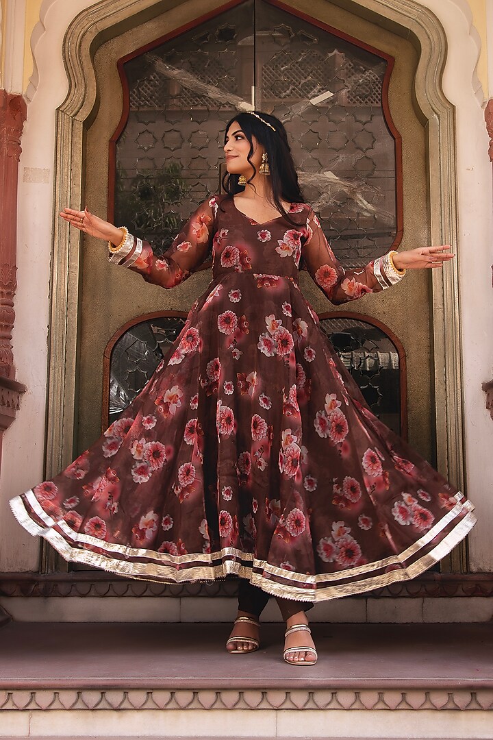 Brown Organza Printed Anarkali Set by Calmna at Pernia's Pop Up Shop