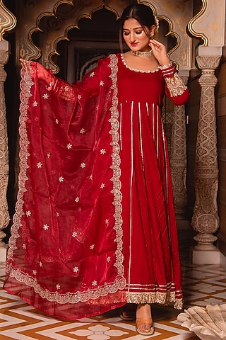 Maroon Rayon Embroidered Anarkali Set by Calmna