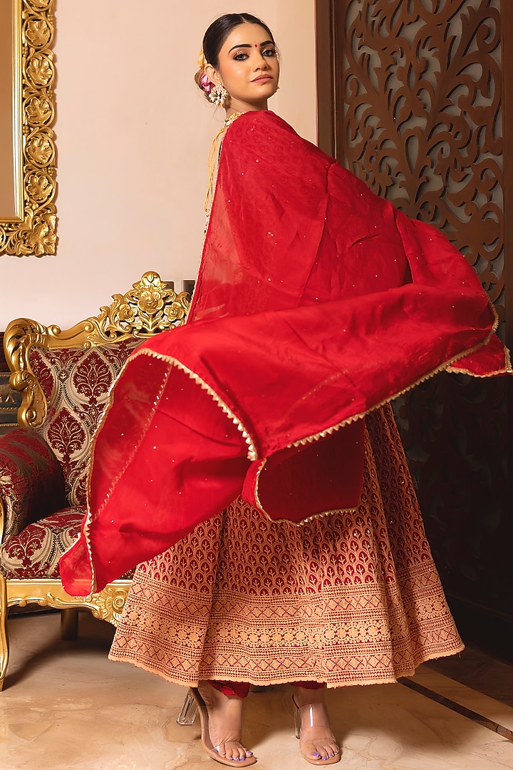 Red Rayon Chikankari Anarkali Set by Calmna at Pernia's Pop Up Shop