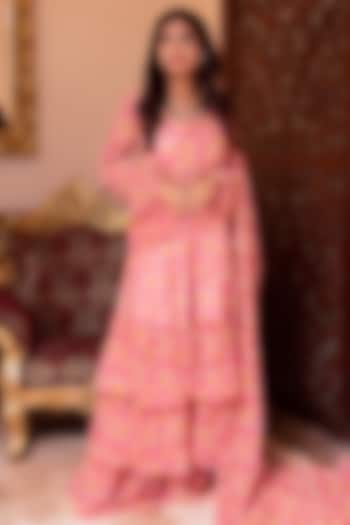 Pink Georgette Pre-Draped Printed Festive Saree Set by Calmna at Pernia's Pop Up Shop