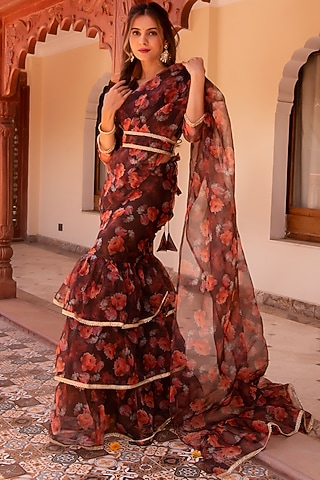 Brown Organza Printed Pre-Stitched Saree Set by Calmna