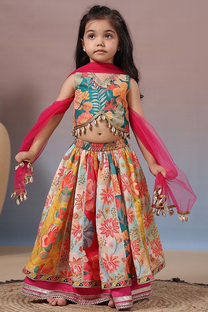 Red Muslin Floral Printed Lehenga Set by Casa Ninos at Pernia's Pop Up Shop