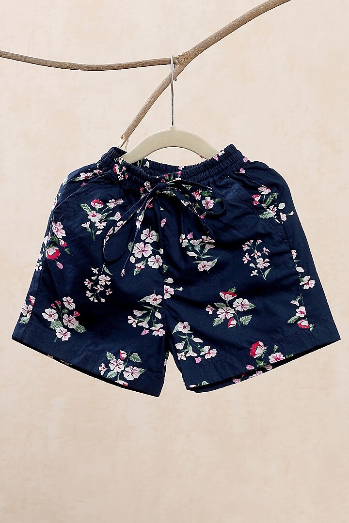 Blue Floral Printed Shorts For Boys by Casa Ninos