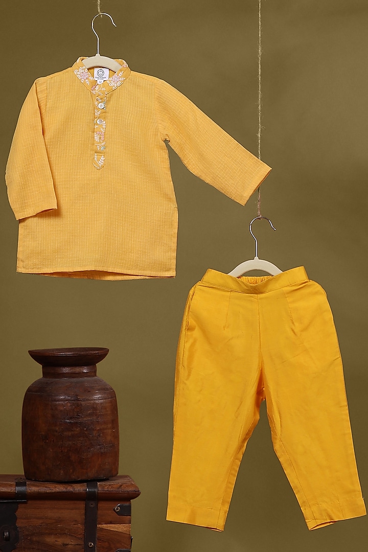 Yellow Cotton Silk & Kota Checks Embroidered Kurta Set For Boys by Casa Ninos at Pernia's Pop Up Shop