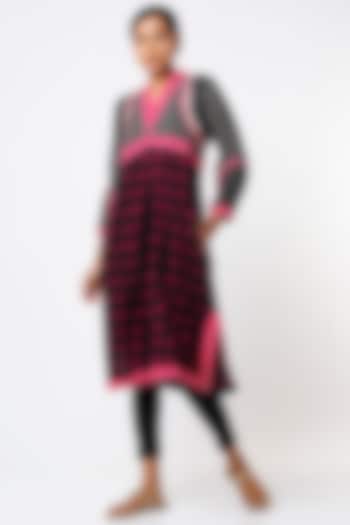 Black Handwoven Tunic Dress by THE WOVEN LAB