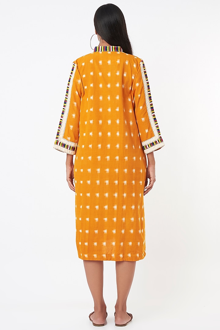 Yellow Cotton Printed Tunic by THE WOVEN LAB at Pernia's Pop Up Shop