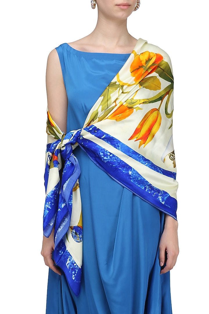 RASEEL AT CASAPOP presents White bird motif digitl print scarf available only at Pernia's Pop Up Shop.