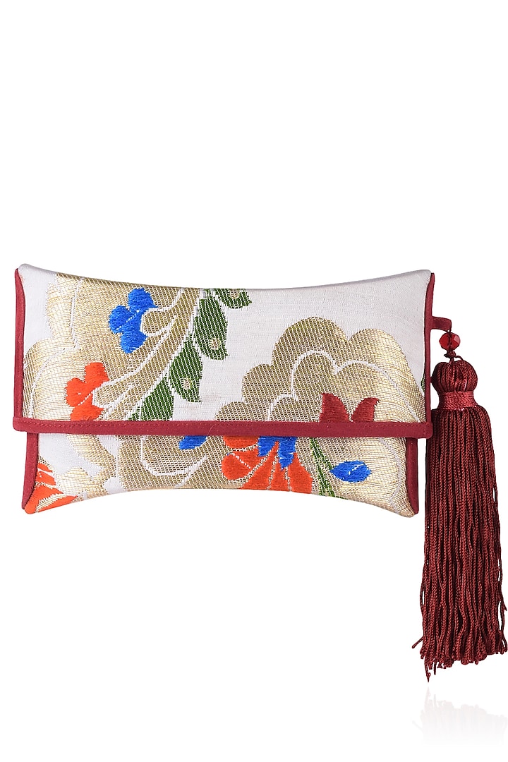 White Floral Pattern Hand Woven Pouch Clutch by RASEEL AT CASAPOP