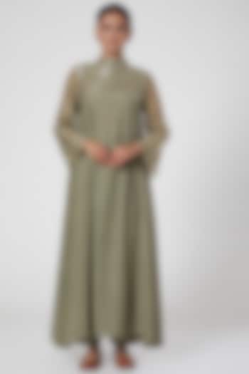 Olive Green Embroidered Kurta With Pants by Chambray & Co. at Pernia's Pop Up Shop