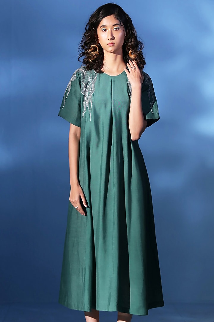 Sage Green Linen Silk Embellished Dress by Chambray & Co. at Pernia's Pop  Up Shop 2026
