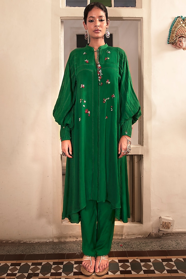 Green Embroidered Kurta Set by Chambray & Co. at Pernia's Pop Up Shop