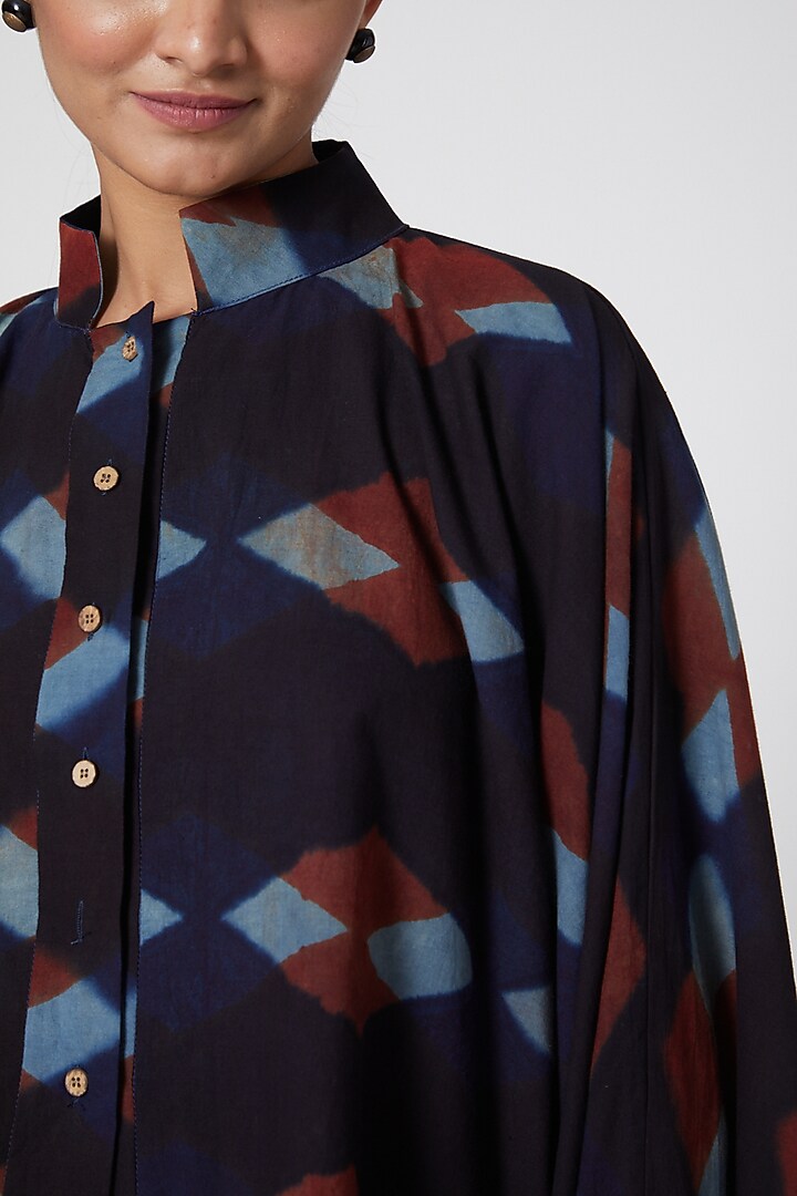 Black Printed Free Fall Shirt For Girls by Chambray - Kids at Pernia's Pop Up Shop