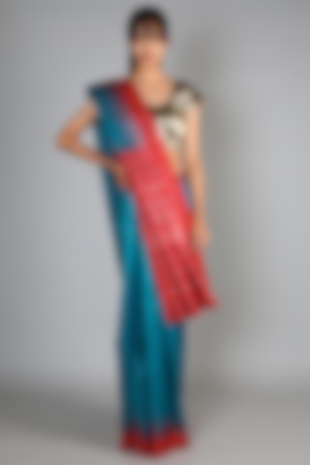 Royal Blue Tussar Handloom Saree Set With Red Palla by Chaturbhuj Das