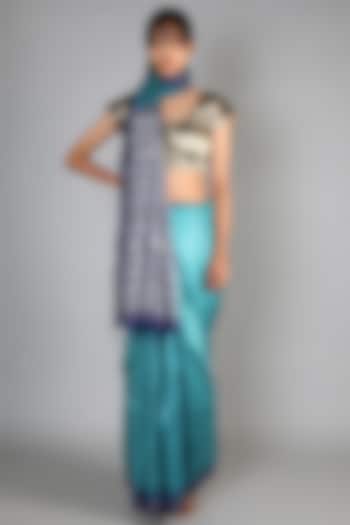 Teal Tussar Handloom Saree Set With Navy Blue Palla by Chaturbhuj Das at Pernia's Pop Up Shop