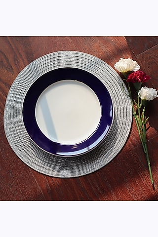 Silver Geometric Round Table Mats (Set of 6) by Chrysante By Gunjan Gupta