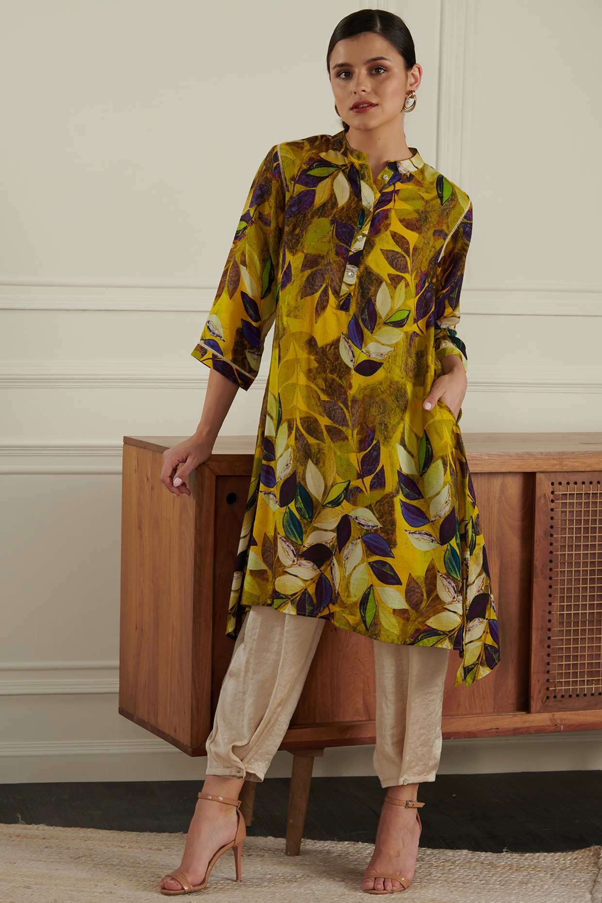 Chique Clothing Buy Designer Dresses Cape Shirt Tunics Crop Top Skirts Set Online Pernia s Pop Up Shop 2024