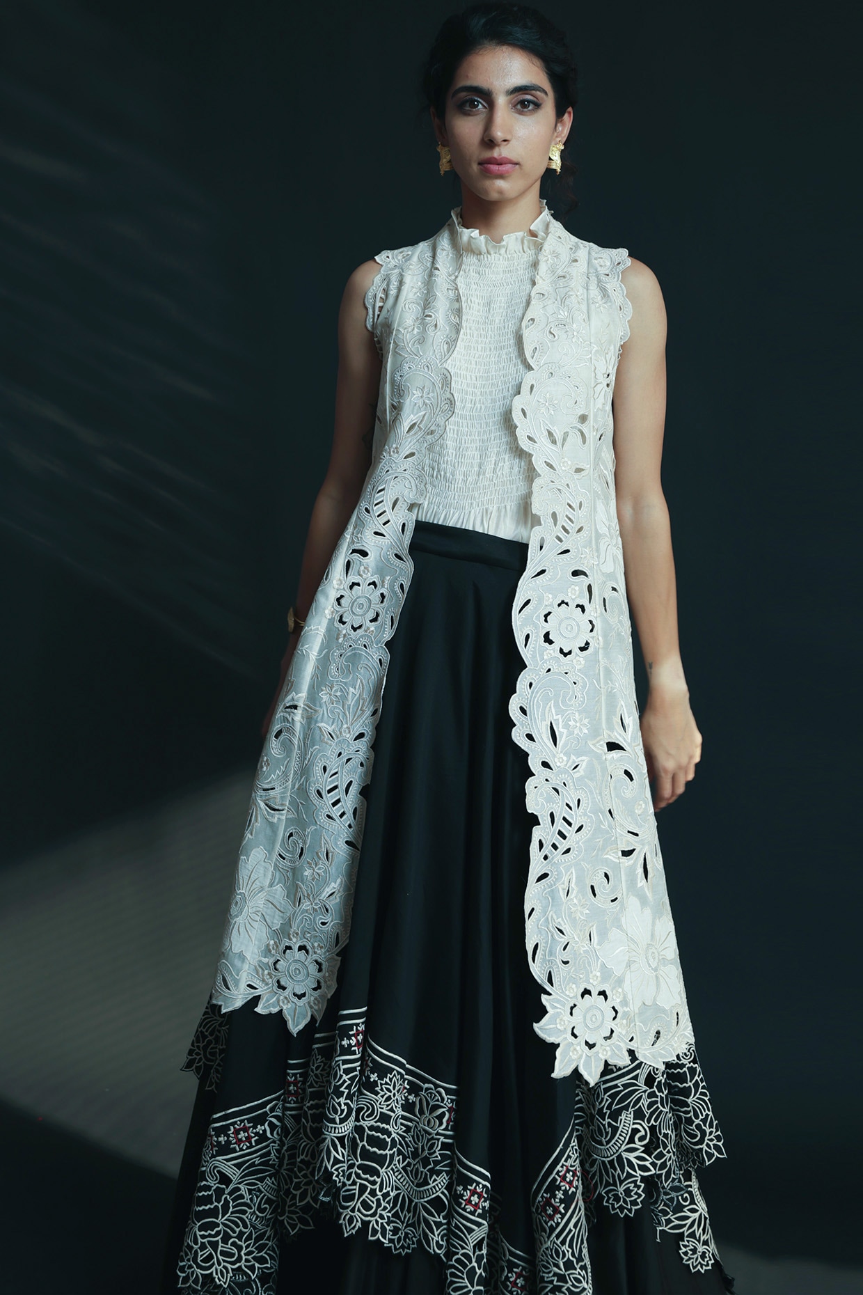 ジャケット・アウター CUTWORK EMBROIDERY JACKET Zara EMBROIDERED PATCHWORK JACKET | Square One