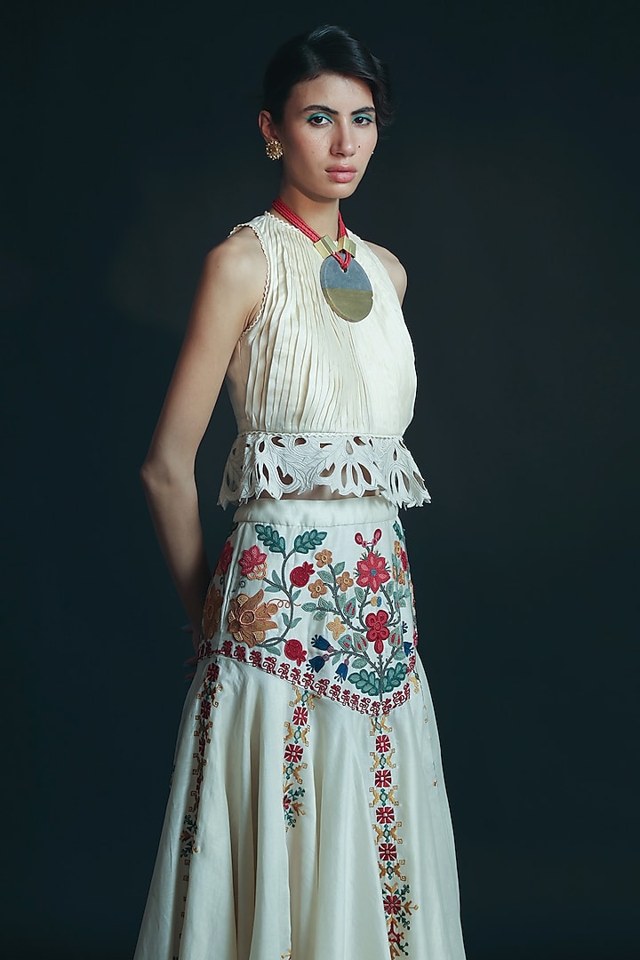 Ivory Embroidered Wedding Lehenga by Chandrima at Pernia's Pop Up Shop