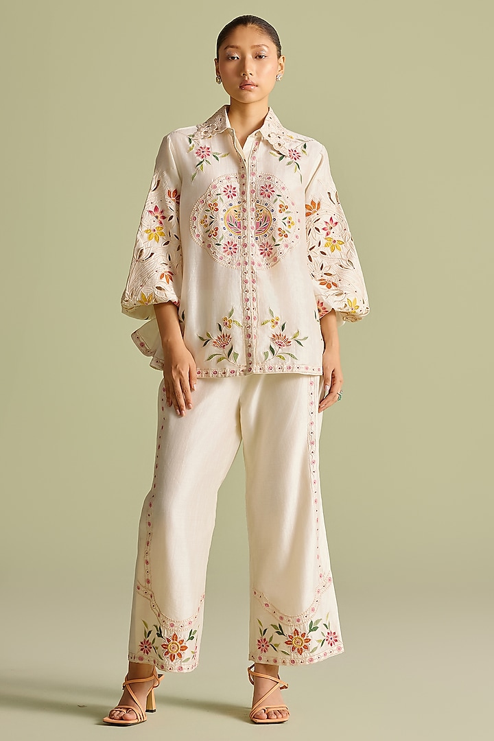 Ivory Chanderi Applique Work Shirt by Chandrima at Pernia's Pop Up Shop