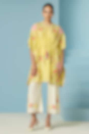 Ivory Chanderi Threadwork Straight Pants by Chandrima at Pernia's Pop Up Shop